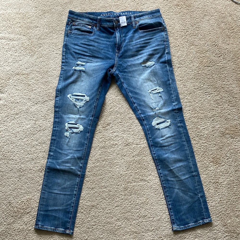 Men’s American Eagle Distressed Jeans